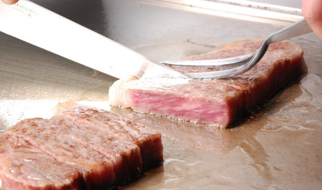 ชิม Omi Beef หนึ่งในสาม เนื้อวัวที่ดีที่สุดในญี่ปุ่น ที่ Otsu