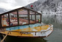 ล่องเรือในแม่น้ำโมกามิ Mogami River Boat Ride Yamagata Mogami River Boat Ride Yamagata