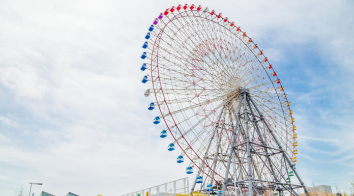 ชิงช้าสวรรค์เท็มโปซาน (Tempozan Ferris Wheel)