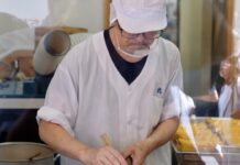 “ตลาดปลาซึกิจิ” แหล่งรวมอาหารทะเลสดๆ ของเมืองโตเกียว