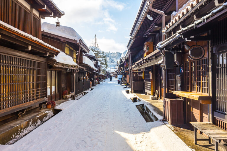 มาฟินกับบรรยากาศหนาวๆกันที่เมืองเก่า Takayama กันดีกว่า
