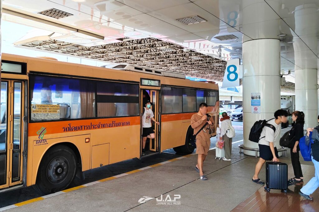 Don Mueang Airport bus