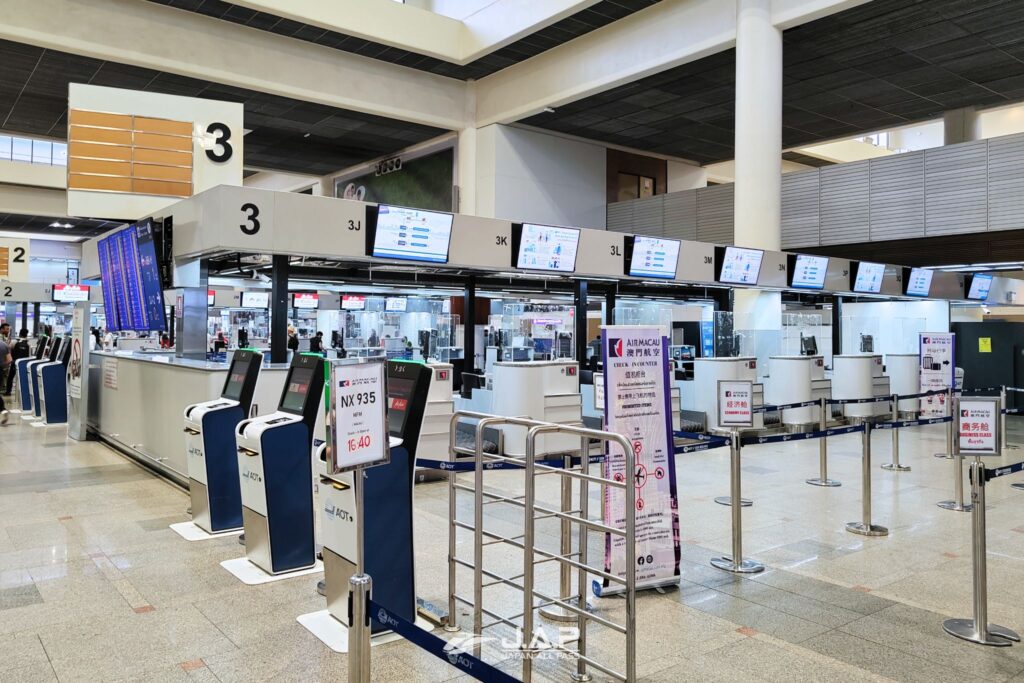 Don Mueang airport counter 3