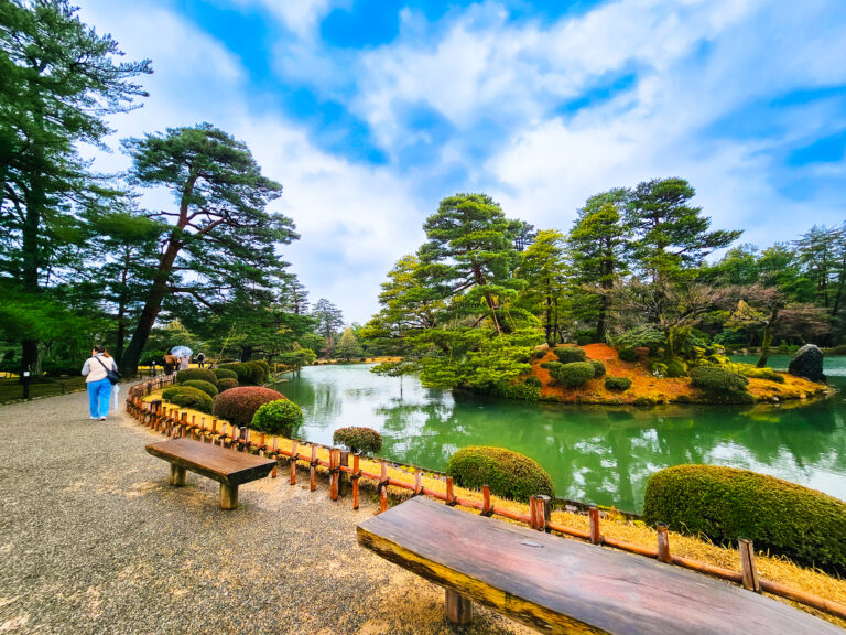 สวนเค็นโรคุเอ็น (Kenroku-en)